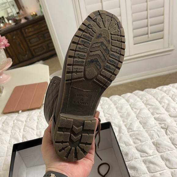 LACE UP BOOTS - Picture 2 of 4